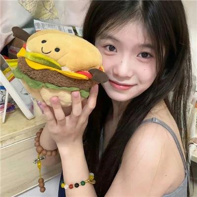 梅与小猫巴士